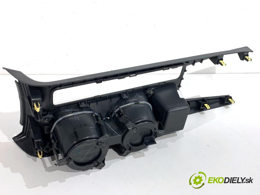 FORD ECOSPORT SUV 2018 122 kW 2.0 Ti-VCT 1999 Držiak na nápoje GN15-A044K15 (Držiak (úchyt) na nápoje)