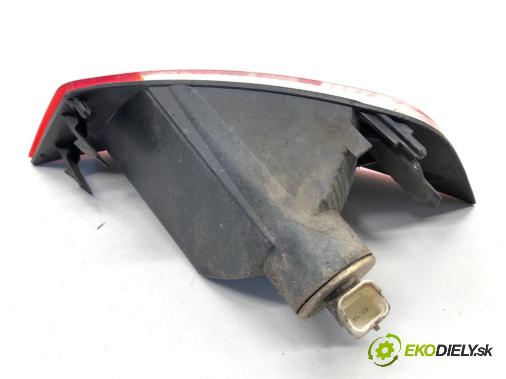 FORD ECOSPORT SUV 2018 122 kW 2.0 Ti-VCT 1999 Svetlo nárazníka pravy zad GN15-15500-BA