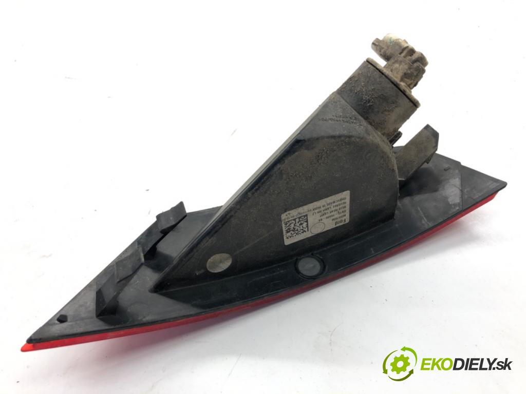 FORD ECOSPORT SUV 2018 122 kW 2.0 Ti-VCT 1999 Svetlo nárazníka pravy zad GN15-15500-BA