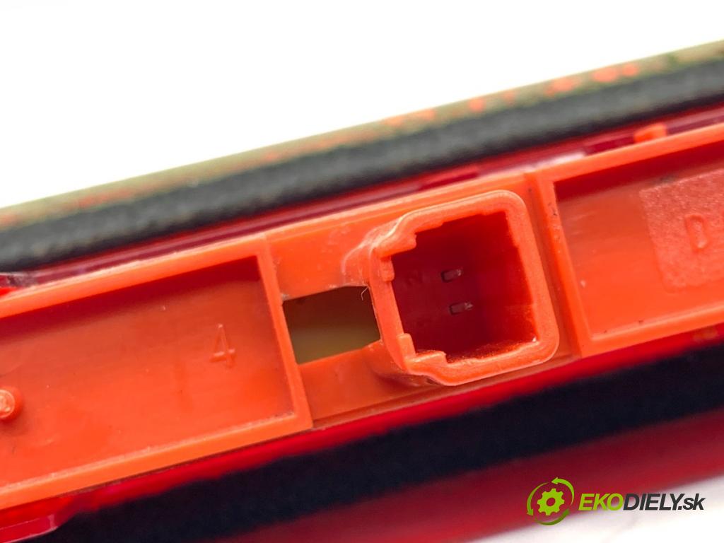 FORD ECOSPORT SUV 2018 122 kW 2.0 Ti-VCT 1999 světlo brzdových světel CN1513A613AC