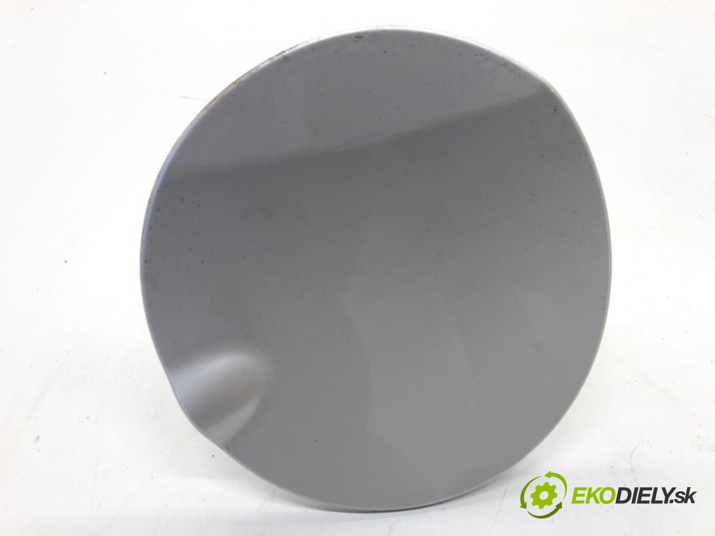 FORD ECOSPORT SUV 2018 122 kW 2.0 Ti-VCT 1999 Dvierka nádrže paliva CN15-N405A02-BA (Kľučka dverí ostatné)