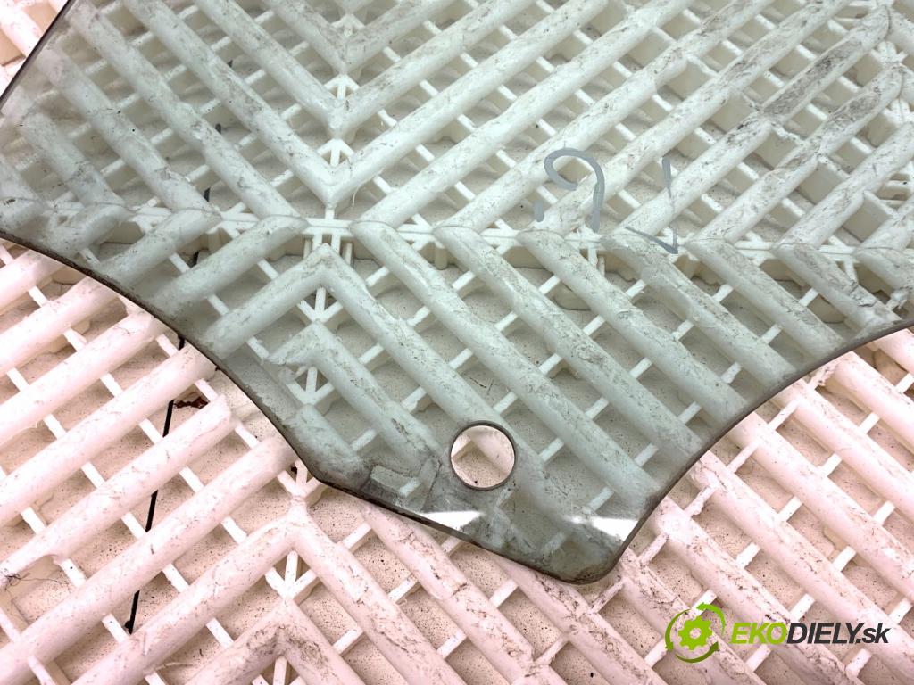 AUDI A6 C7 Kombi 2012 120 kW 2.0 TDI 1968 Okno ľavy predný