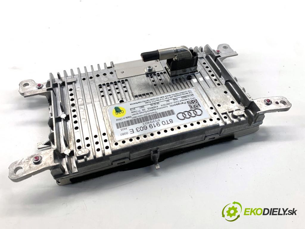 AUDI A4 B8 Kombi 2009 118 kW 1.8 TFSI 1798 Dislpej 8T0919603E (Prístrojová doska)