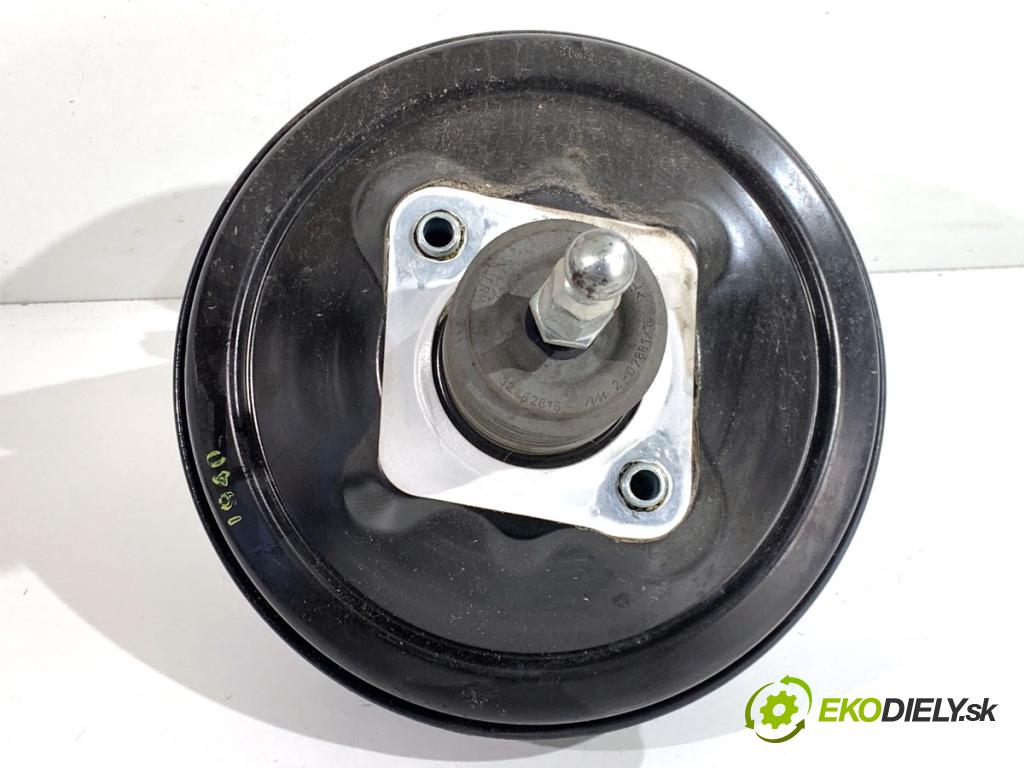 AUDI A4 B8 Kombi 2009 118 kW 1.8 TFSI 1798 Posilovač bŕzd 8K0612103K