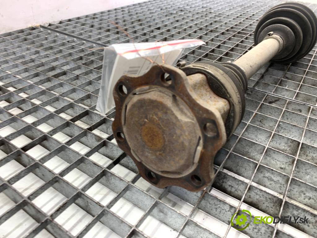 AUDI A4 B8 Kombi 2009 118 kW 1.8 TFSI 1798 Poloos pravy predný 8K0407271Q