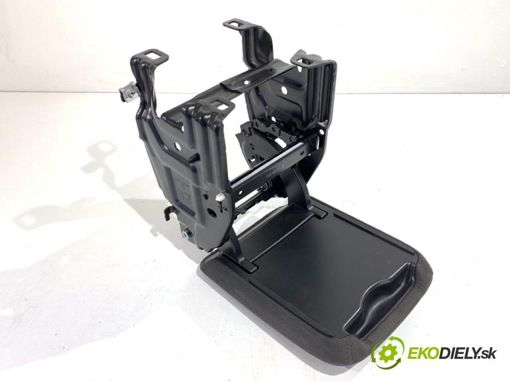 AUDI A4 B8 Kombi 2009 118 kW 1.8 TFSI 1798 Lakťová opierka 8K0864283 (Lakťová opierka)