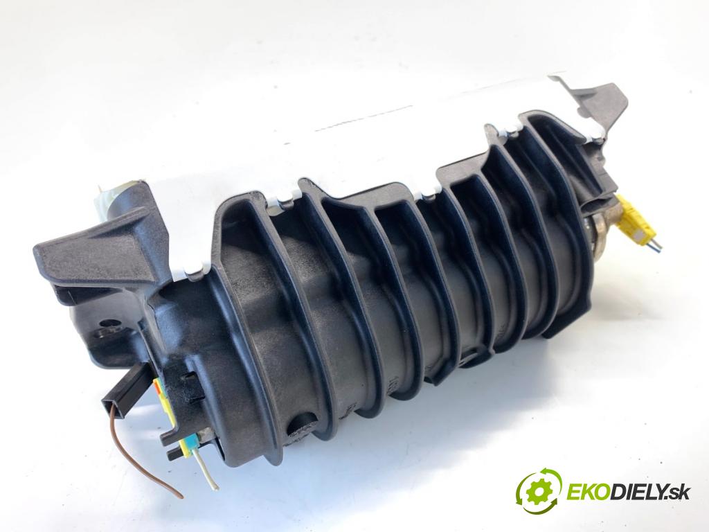 AUDI A4 B8 Kombi 2009 118 kW 1.8 TFSI 1798 AirBag spolujazdca 8T0880204F (Airbag)
