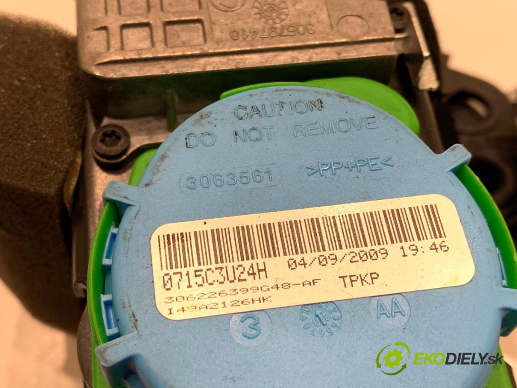 AUDI A4 B8 Kombi 2009 118 kW 1.8 TFSI 1798 Držiak BEZPEČNOSŤ pravy predný