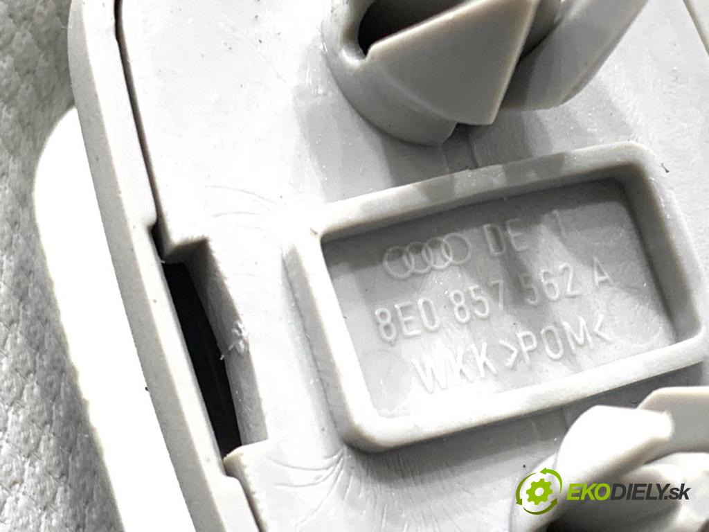 AUDI A4 B8 Kombi 2009 118 kW 1.8 TFSI 1798 Clona slnečná pravy