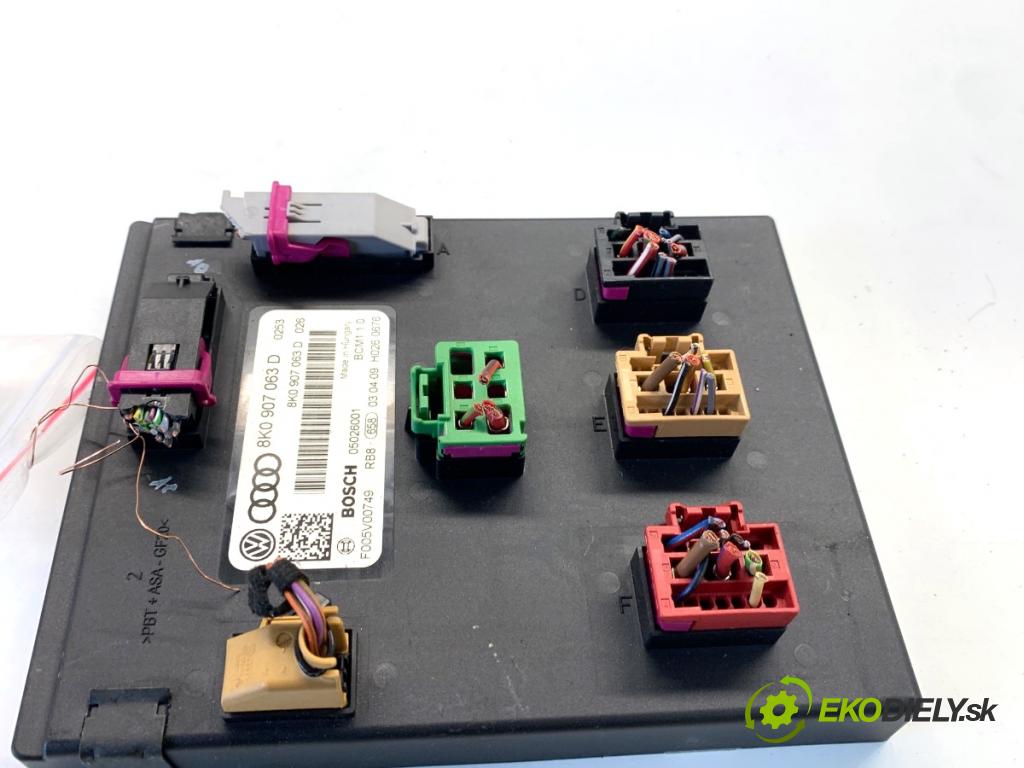 AUDI A4 B8 Kombi 2009 118 kW 1.8 TFSI 1798 modul komfortu 8K0907063D (Komfortní modul)