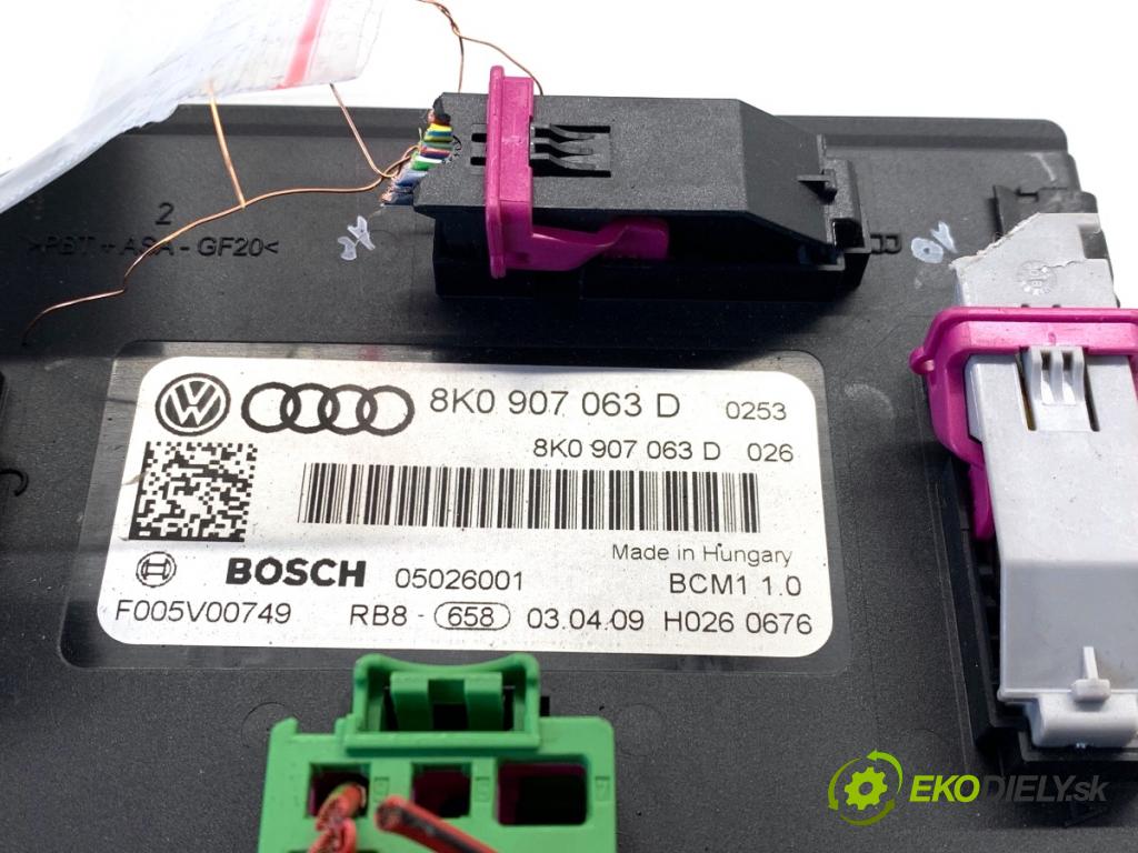 AUDI A4 B8 Kombi 2009 118 kW 1.8 TFSI 1798 modul komfortu 8K0907063D (Komfortní modul)