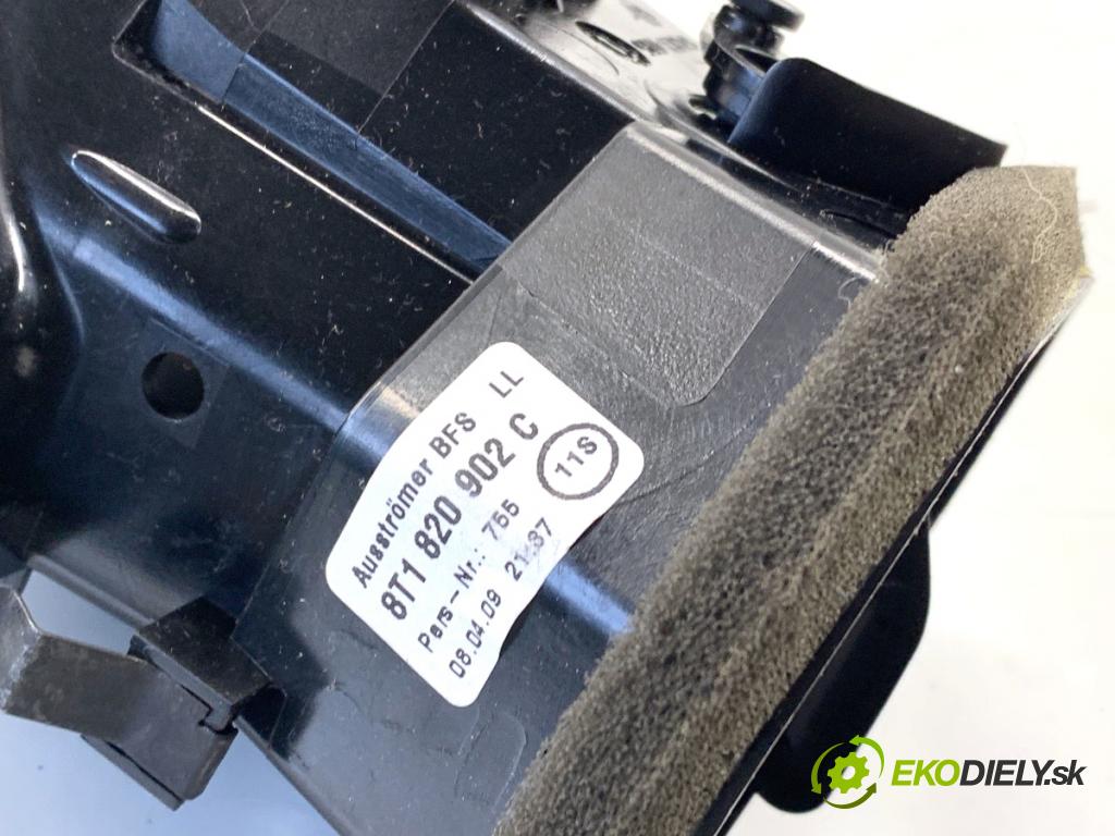 AUDI A4 B8 Kombi 2009 118 kW 1.8 TFSI 1798 Mriežky kúrenia pravy predný 8T1820902C