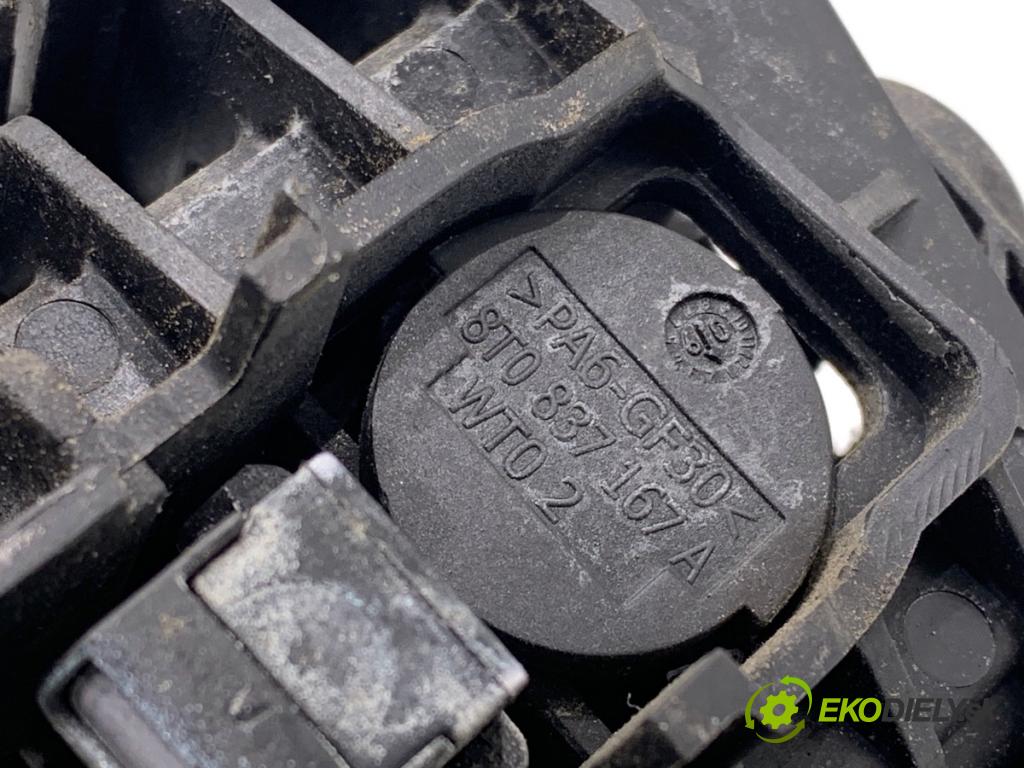 AUDI A4 B8 Kombi 2009 118 kW 1.8 TFSI 1798 Kľučka vonkajšia pravy predný