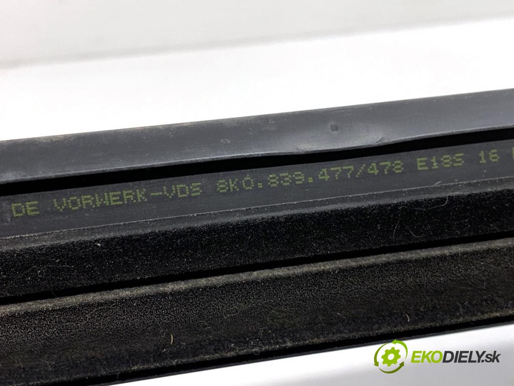 AUDI A4 B8 Kombi 2009 118 kW 1.8 TFSI 1798 Lišta Sbírání: zad pravy