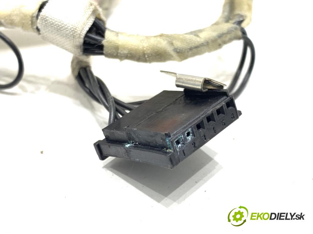 AUDI A4 B8 Kombi 2009 118 kW 1.8 TFSI 1798 Káblovačka silentbloku airbag 8K0971589A