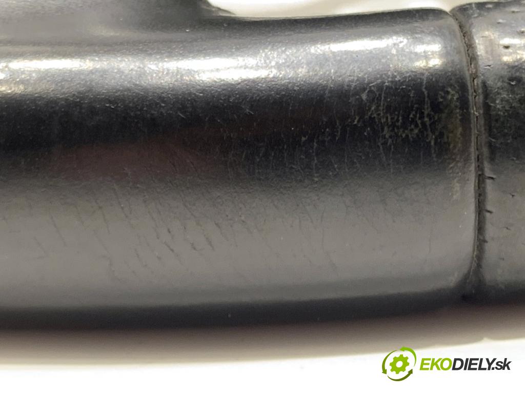 AUDI A4 B8 Kombi 2009 118 kW 1.8 TFSI 1798 Volant  (Volant)