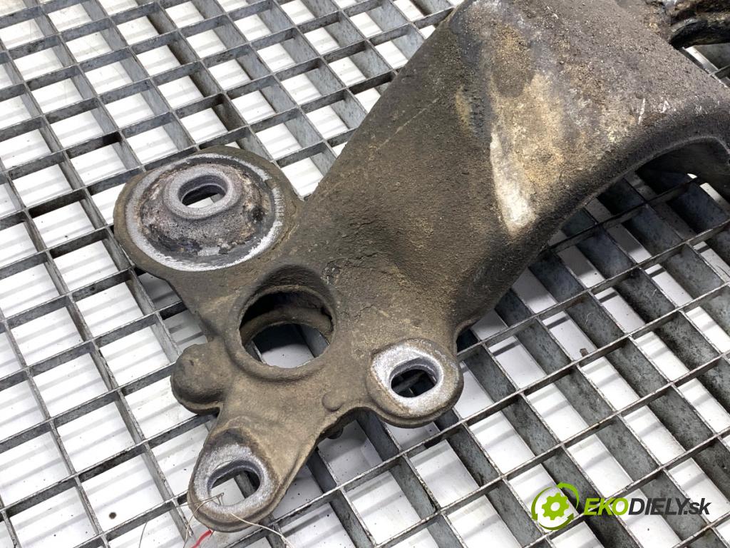 AUDI A4 B6 sedan 2003 96 kW 1.9 TDI 1896 Držiak prevodovky