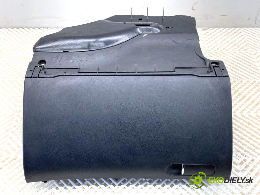 AUDI A4 B6 sedan 2003 96 kW 1.9 TDI 1896 Priehradka, kastlík spolujazdca 8E1857035 (Priehradka (kastlík))