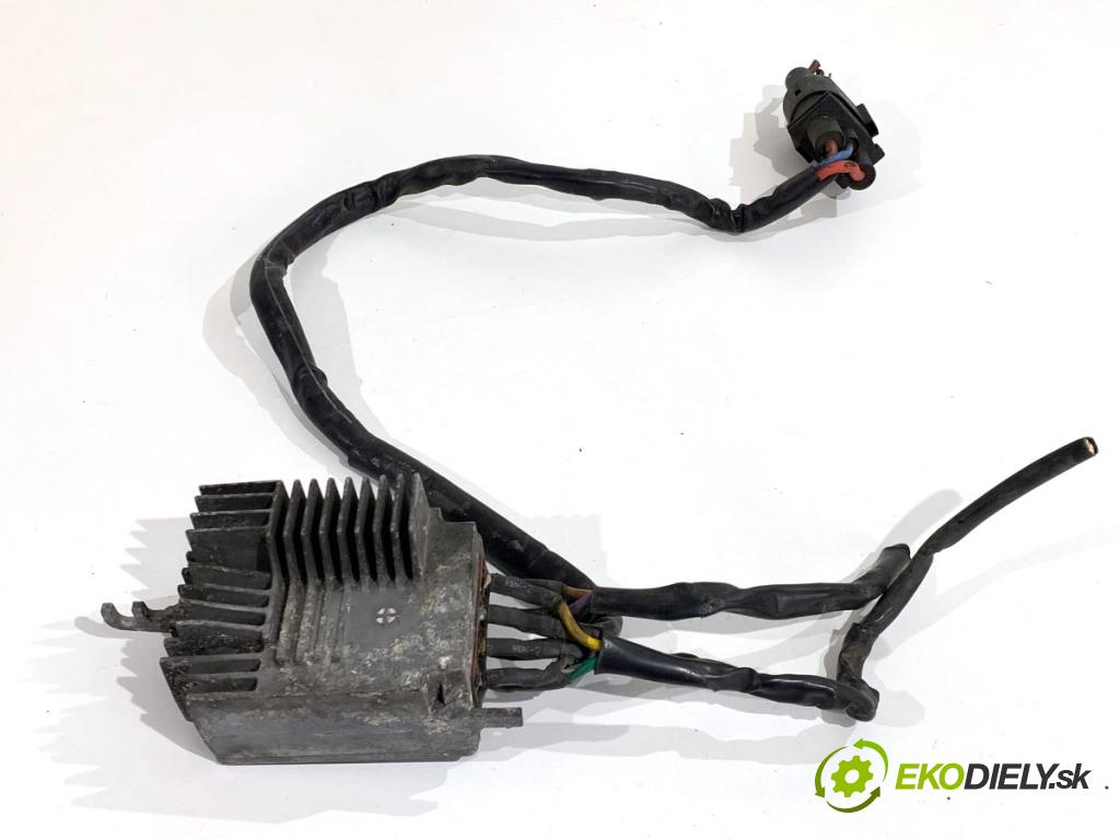 AUDI A4 B6 sedan 2003 96 kW 1.9 TDI 1896 Modul ventilátora 8E0959501D