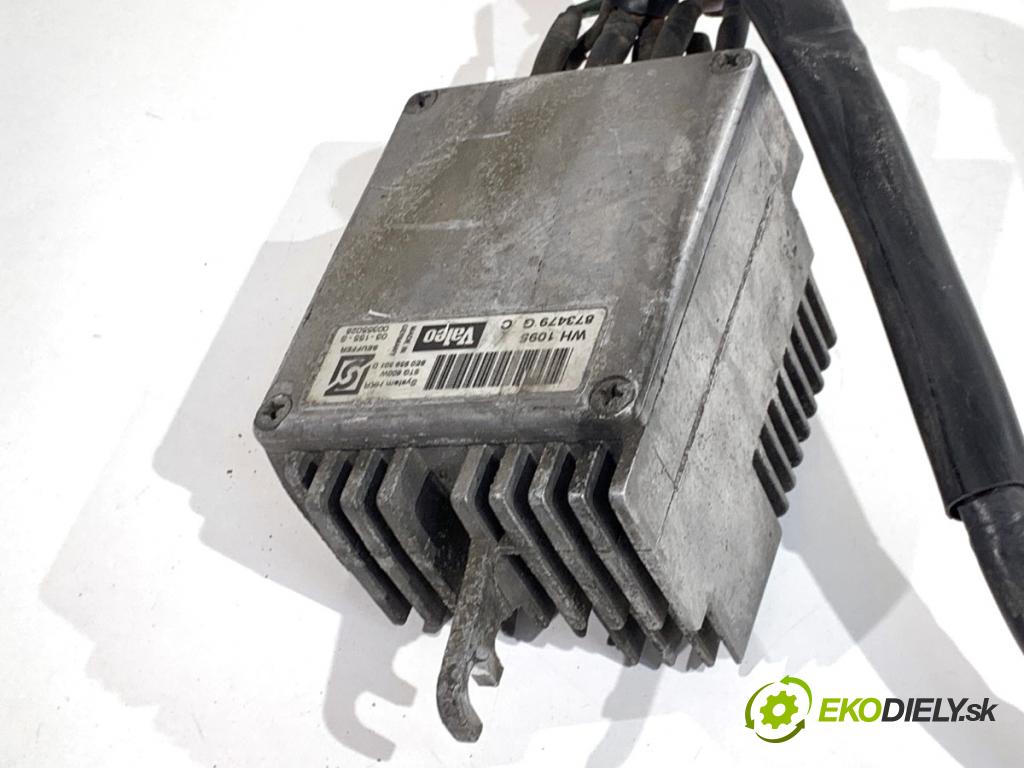 AUDI A4 B6 sedan 2003 96 kW 1.9 TDI 1896 Modul ventilátora 8E0959501D