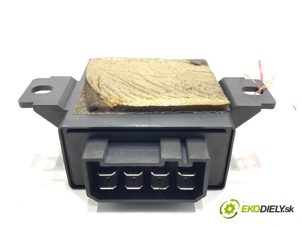 AUDI A4 B6 sedan 2003 96 kW 1.9 TDI 1896 Modul ťažného oka 5C002 (Riadiaca jednotka ostatné)