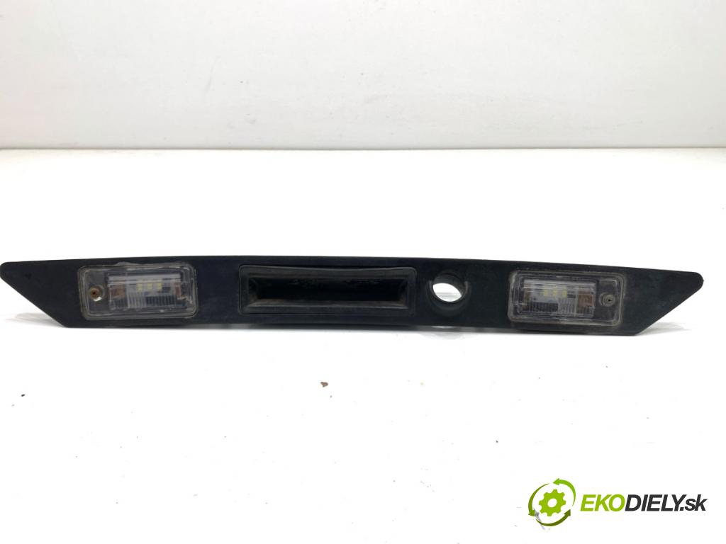 AUDI A4 B6 sedan 2003 96 kW 1.9 TDI 1896 klika dveří zadní část 8E0827574C