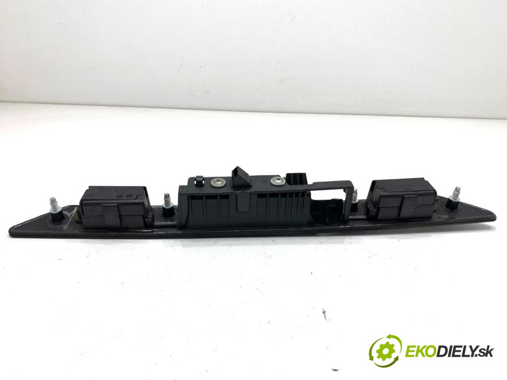 AUDI A4 B6 sedan 2003 96 kW 1.9 TDI 1896 Kľučka dverí zad 8E0827574C