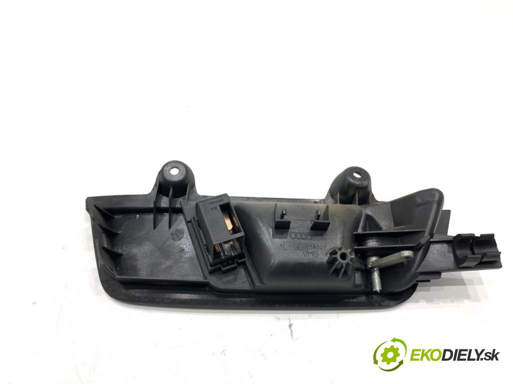 AUDI A4 B6 sedan 2003 96 kW 1.9 TDI 1896 Kľučka vnútorná ľavy predný