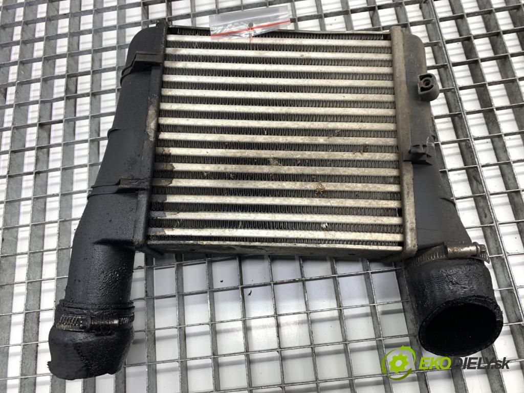 AUDI A4 B6 sedan 2003 96 kW 1.9 TDI 1896 intercooler 8E0145805S (Intercooler (chladič stlačeného vzduchu))