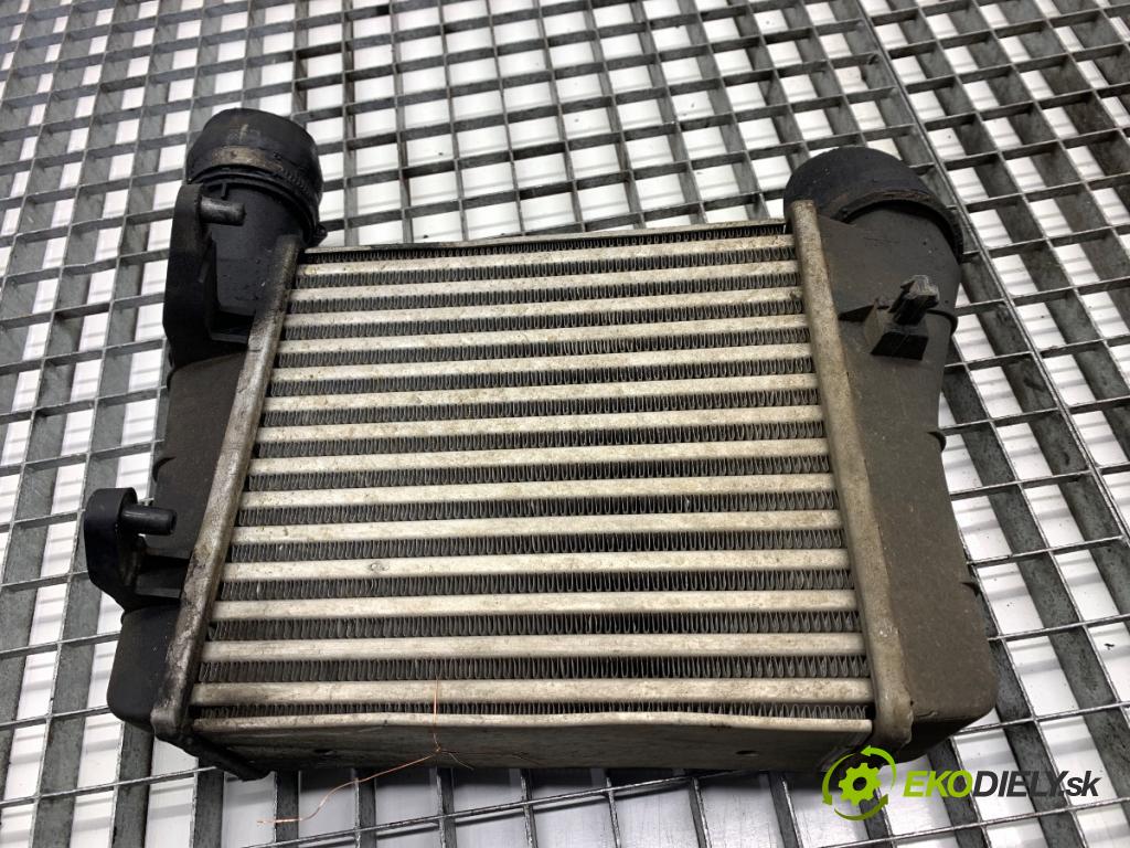 AUDI A4 B6 sedan 2003 96 kW 1.9 TDI 1896 intercooler 8E0145805S (Intercooler (chladič stlačeného vzduchu))