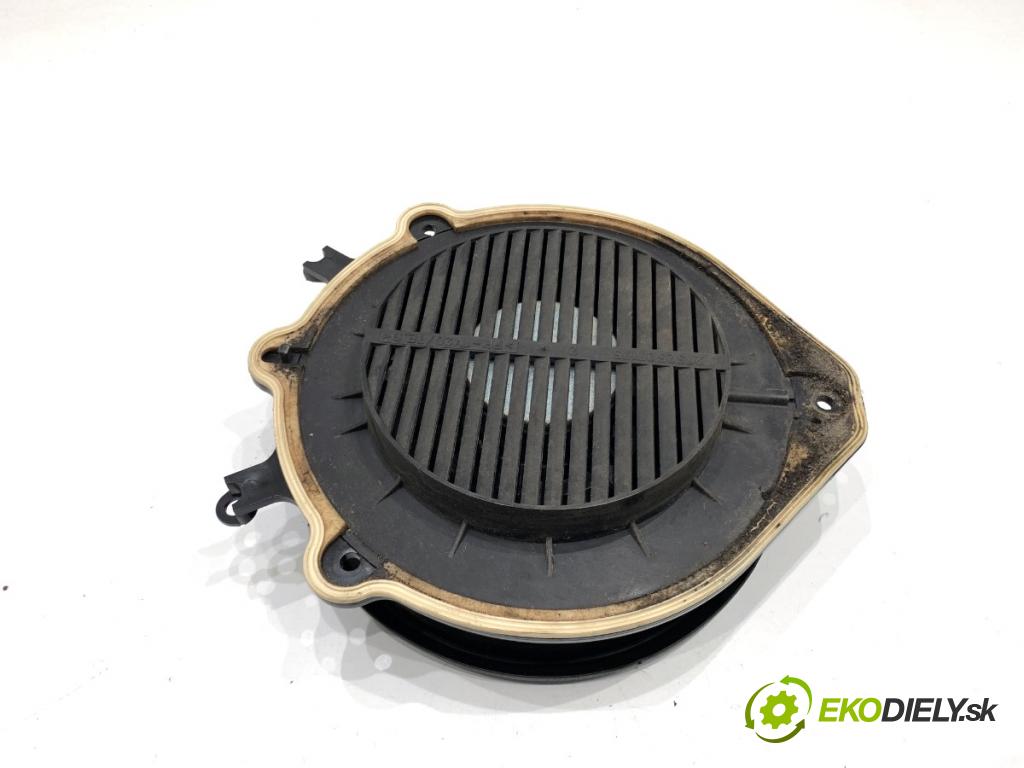 AUDI A4 B6 sedan 2003 96 kW 1.9 TDI 1896 reproduktor 8E0035411