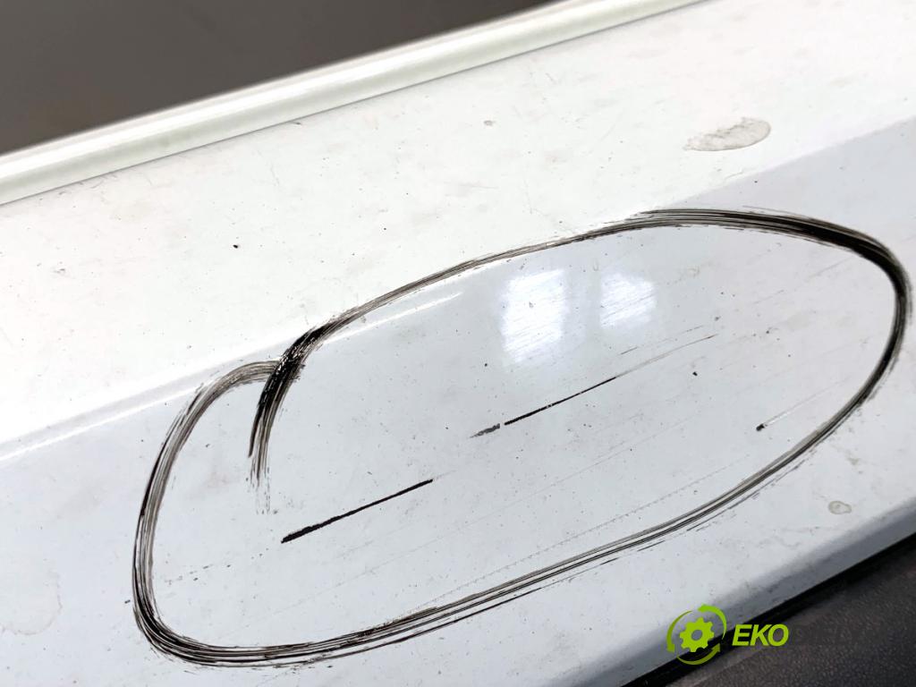 NISSAN QASHQAI J11 SUV 2014 96 kW 1.6 dCi 1598 Nárazník zad 326G (Kľučka dverí ostatné)