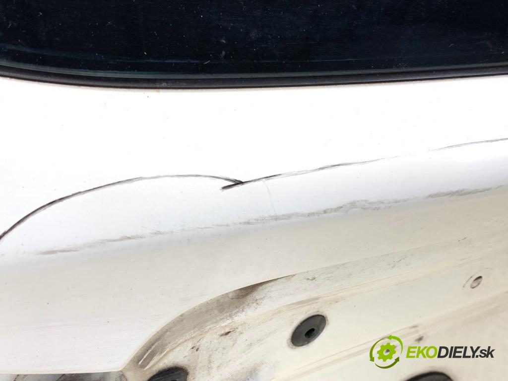 NISSAN QASHQAI J11 SUV 2014 96 kW 1.6 dCi 1598 kapota zadní část 326G