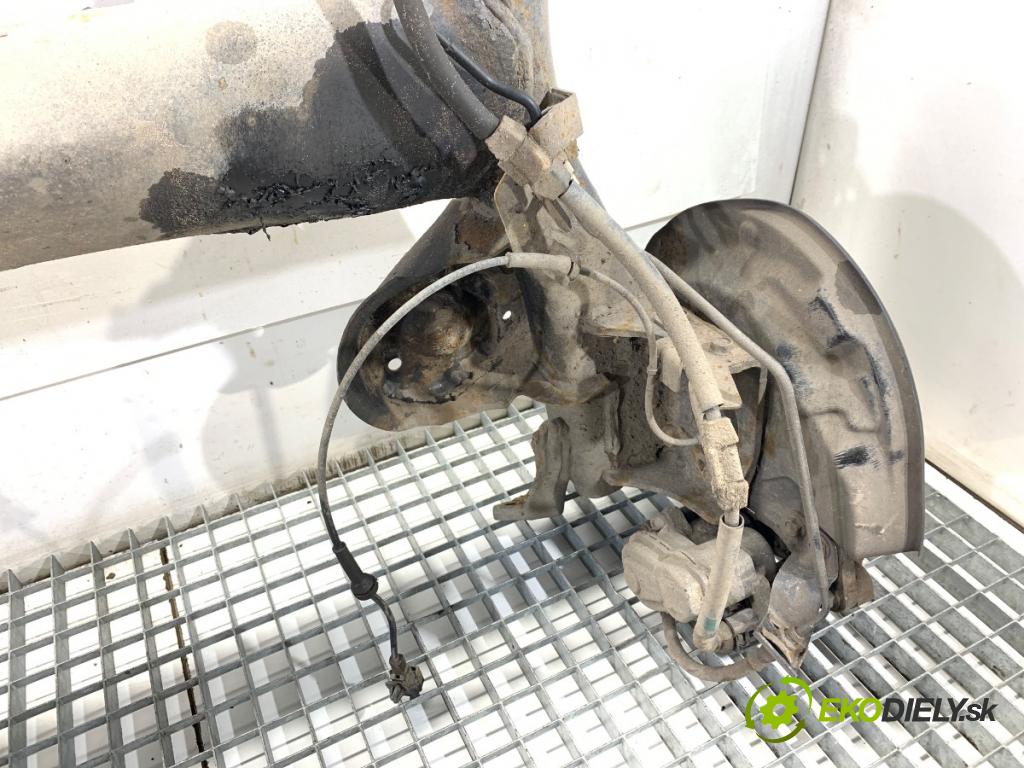 NISSAN QASHQAI J11 SUV 2014 96 kW 1.6 dCi 1598 výztuha zadní část