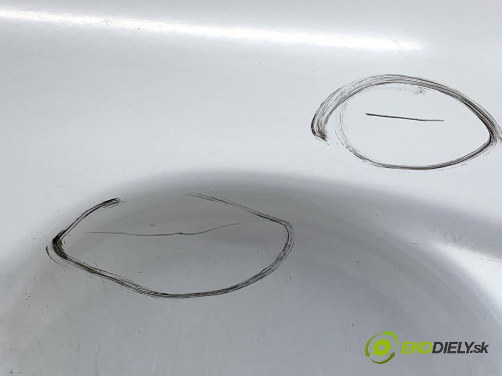 NISSAN QASHQAI J11 SUV 2014 96 kW 1.6 dCi 1598 dveře pravý zadní část