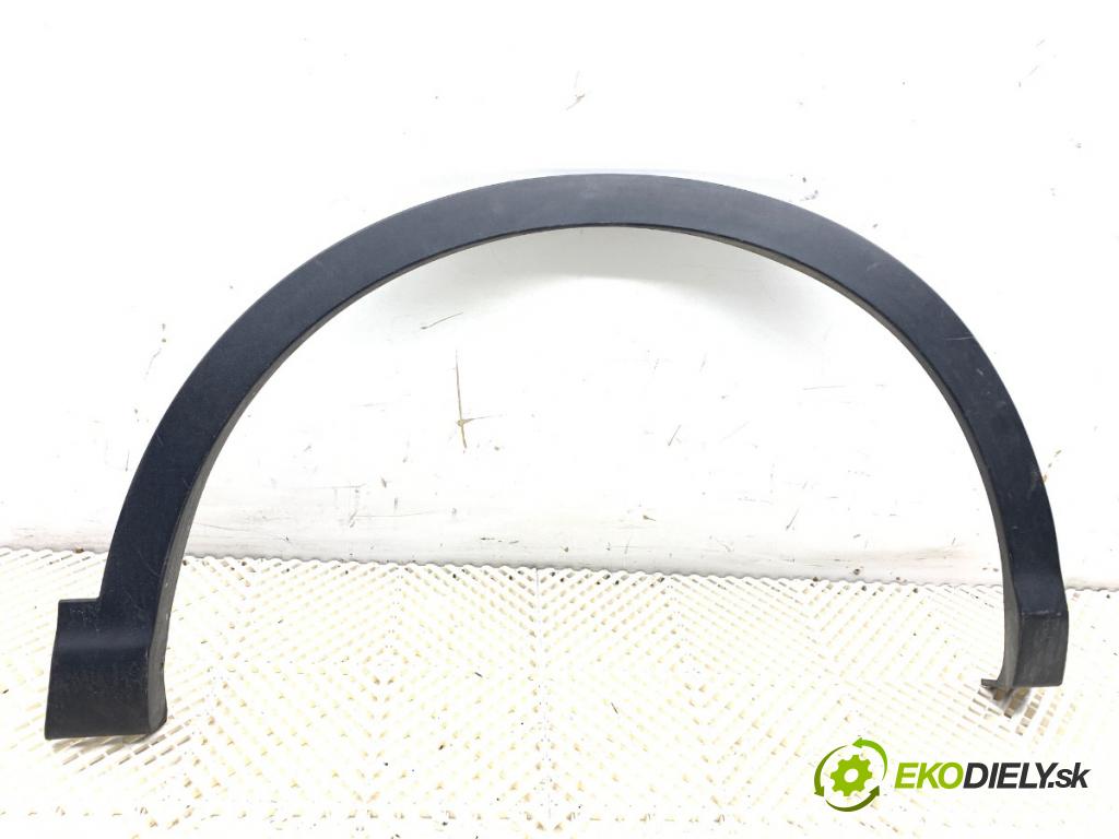 NISSAN QASHQAI J11 SUV 2014 96 kW 1.6 dCi 1598 Lišta blatníka zad pravá 638104EA0A (Lišta)