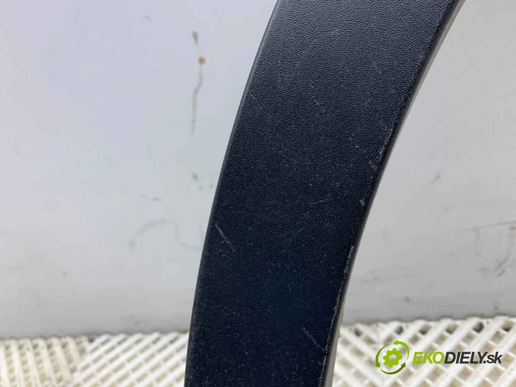 NISSAN QASHQAI J11 SUV 2014 96 kW 1.6 dCi 1598 Lišta blatníka zad pravá 638104EA0A (Lišta)