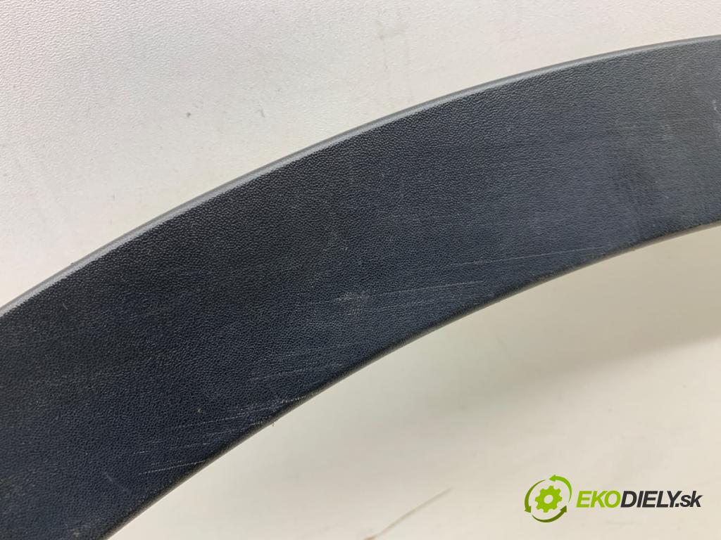 NISSAN QASHQAI J11 SUV 2014 96 kW 1.6 dCi 1598 Lišta blatníka predný ľavá strana 638114EA0A