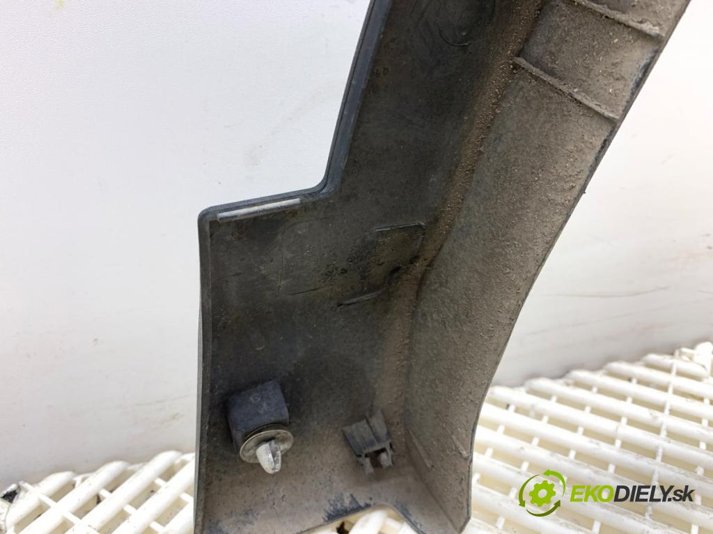 NISSAN QASHQAI J11 SUV 2014 96 kW 1.6 dCi 1598 Lišta blatníka predný ľavá strana 638114EA0A