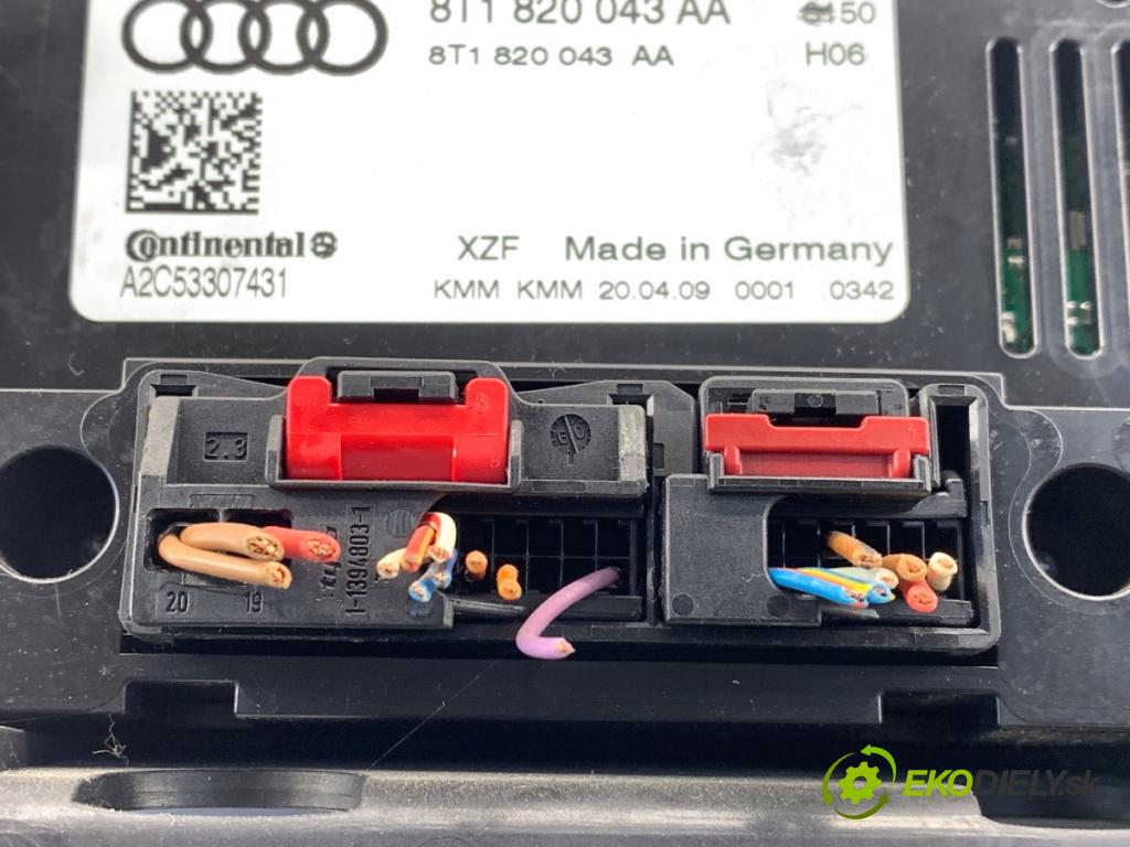 AUDI A4 B8 Kombi 2009 118 kW 1.8 TFSI 1798 Panel ovládania kúrenia 8T1820043AA (Prepínacie páčky pod volantom)