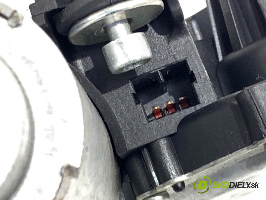 FIAT PANDA II liftback 2010 40 kW 1.1 (169.AXA1A) 1108 motor stěračů zadní část MS259600-7002