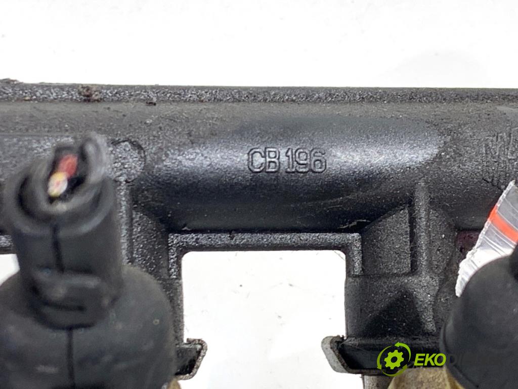 FIAT PANDA II liftback 2010 40 kW 1.1 (169.AXA1A) 1108 Lišta vstrekovacia 3219018301 (Vstrekovacia lišta)