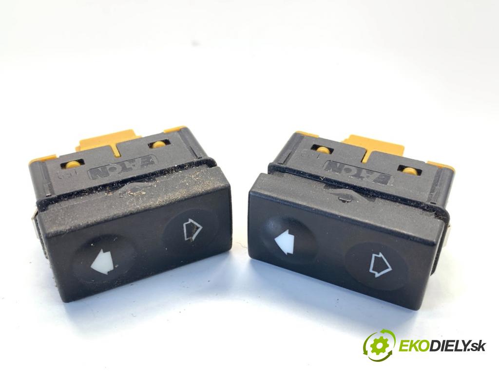 BMW E36 liftback 1999 77 kW 316 i 1895 SPÍNAČE: oken 8368941