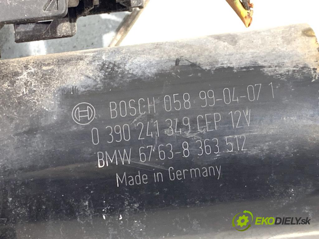 BMW E36 liftback 1999 77 kW 316 i 1895 Mechanizmus stieračov predný 8391420 (Motorček stieračov predný)