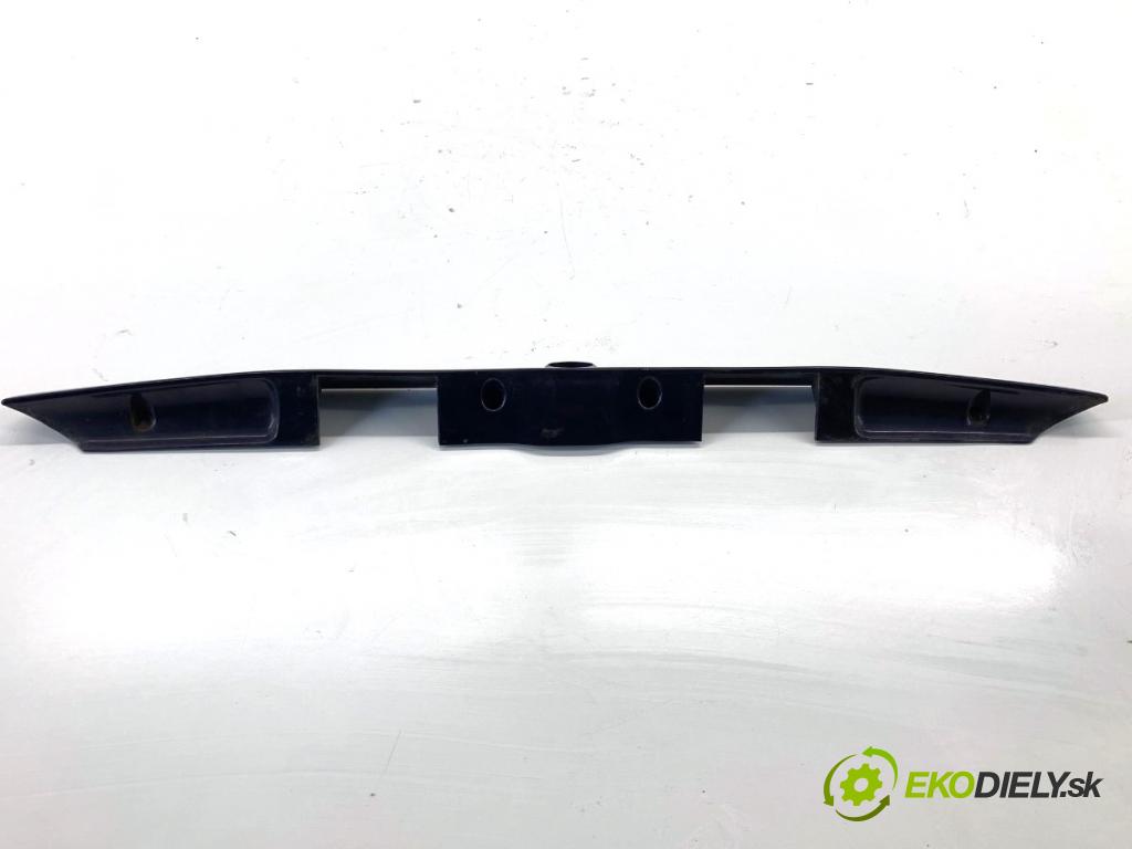 BMW E36 liftback 1999 77 kW 316 i 1895 Lišta dverí zad 1977253