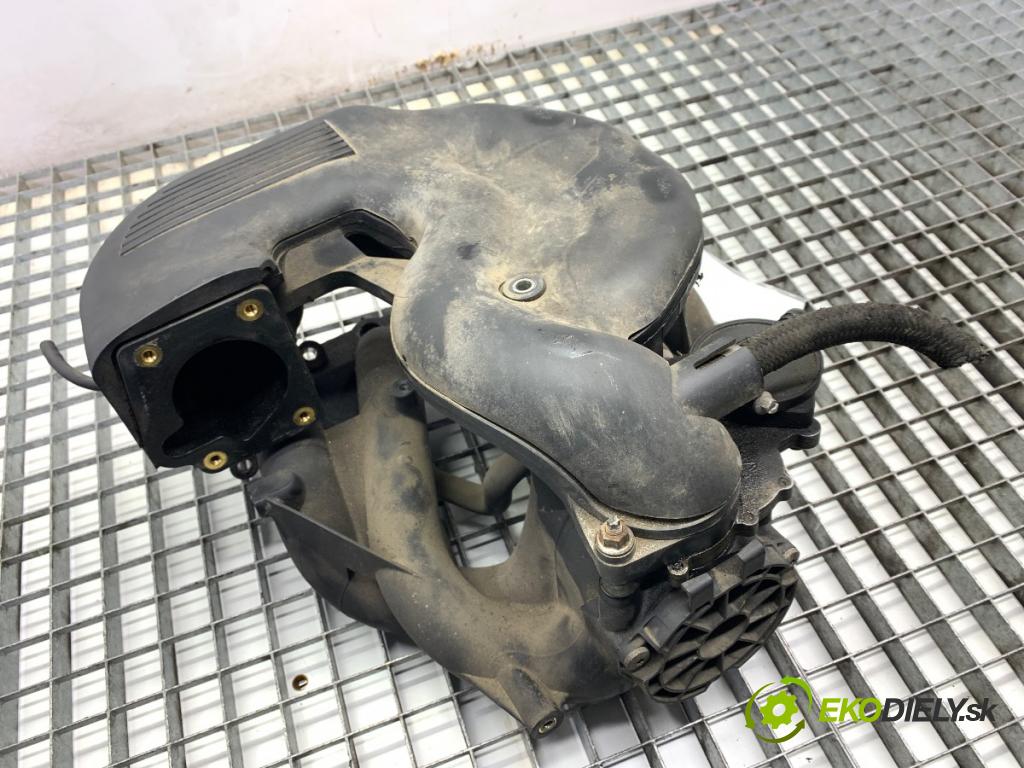 BMW E36 liftback 1999 77 kW 316 i 1895 Potrubie sacie, sanie 1432033 (Sacie potrubie)