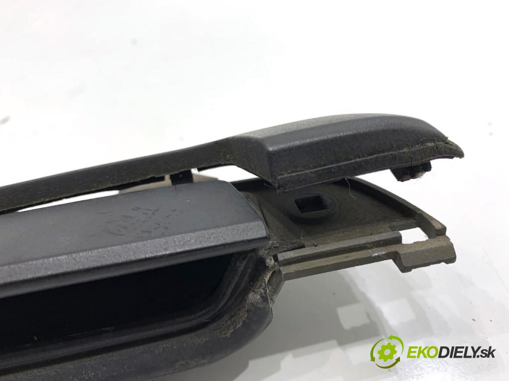 BMW E36 liftback 1999 77 kW 316 i 1895 Kľučka vonkajšia pravy predný 1960801