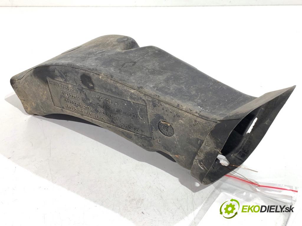 BMW E36 liftback 1999 77 kW 316 i 1895 Volant vzduchu ľavá strana 