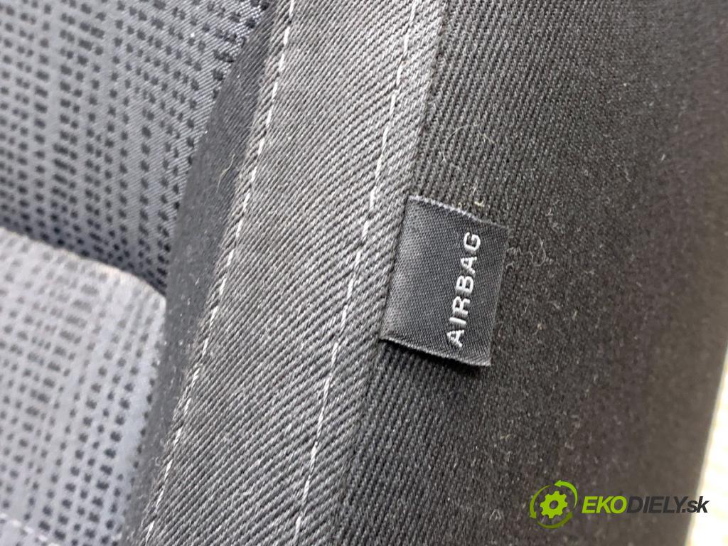 SKODA OCTAVIA III Kombi 2015 110 kW 2.0 TDI 1968 Sedadlo ľavy predný