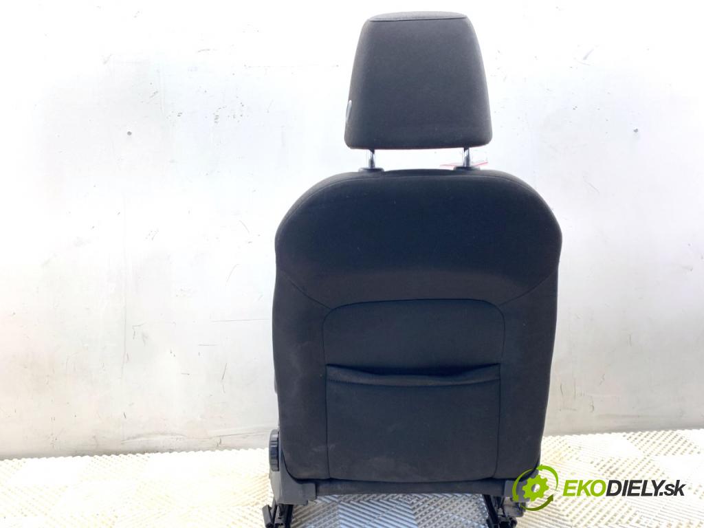 SKODA OCTAVIA III Kombi 2015 110 kW 2.0 TDI 1968 Sedadlo ľavy predný